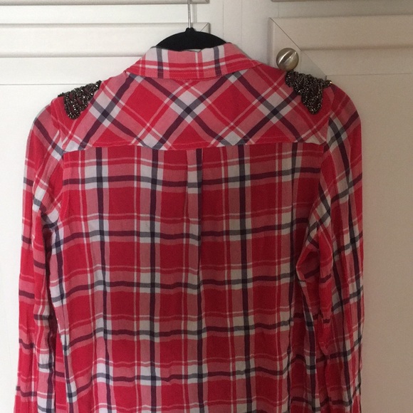 Guess Women’s Button Down Shirt - Picture 4 of 4